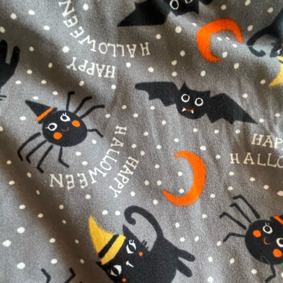 Halloween Leggings - Picture 2 of 2